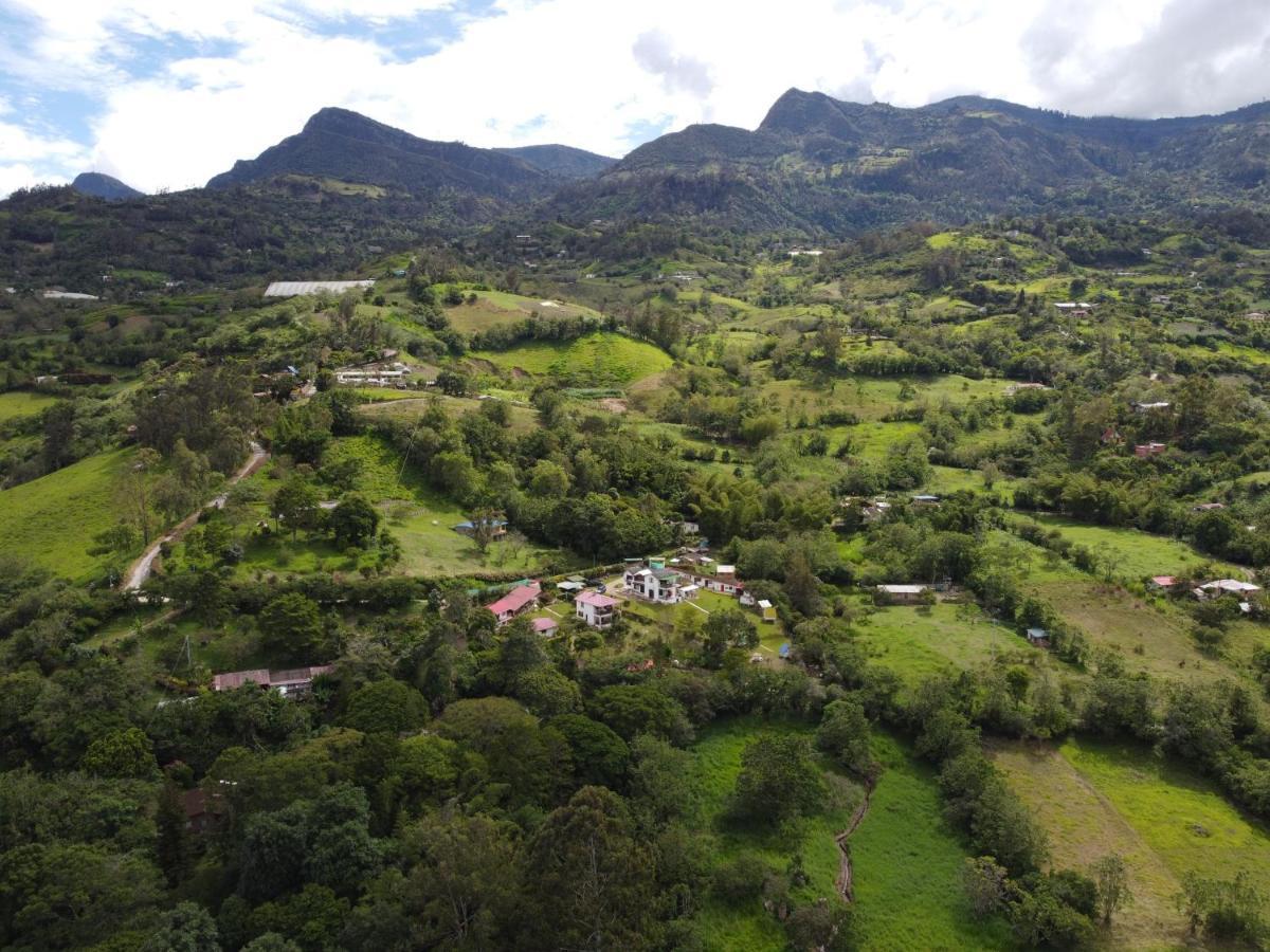 Chalet Campestre Santa Helena *